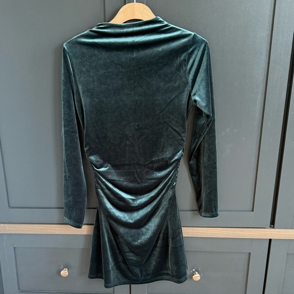 Abercrombie & Fitch Paloma Dark Green Long Sleeve Velvet Dress • M • NWT - Picture 5 of 8